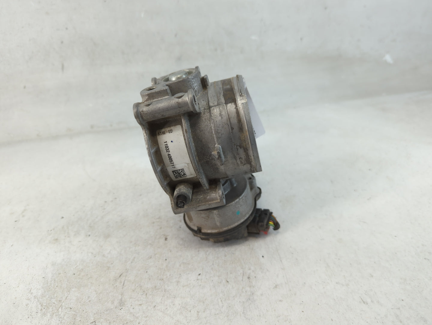 2011-2019 Ford Explorer Throttle Body P/N:AT4E-ED Fits Fits 2011 2012 2013 2014 2015 2016 2017 2018 2019 OEM Used Auto Parts