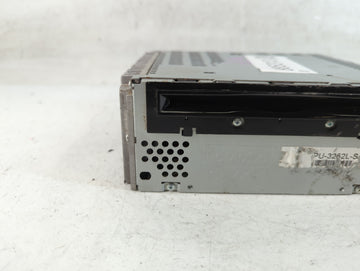 2011-2011 Ford Explorer Radio Control Panel