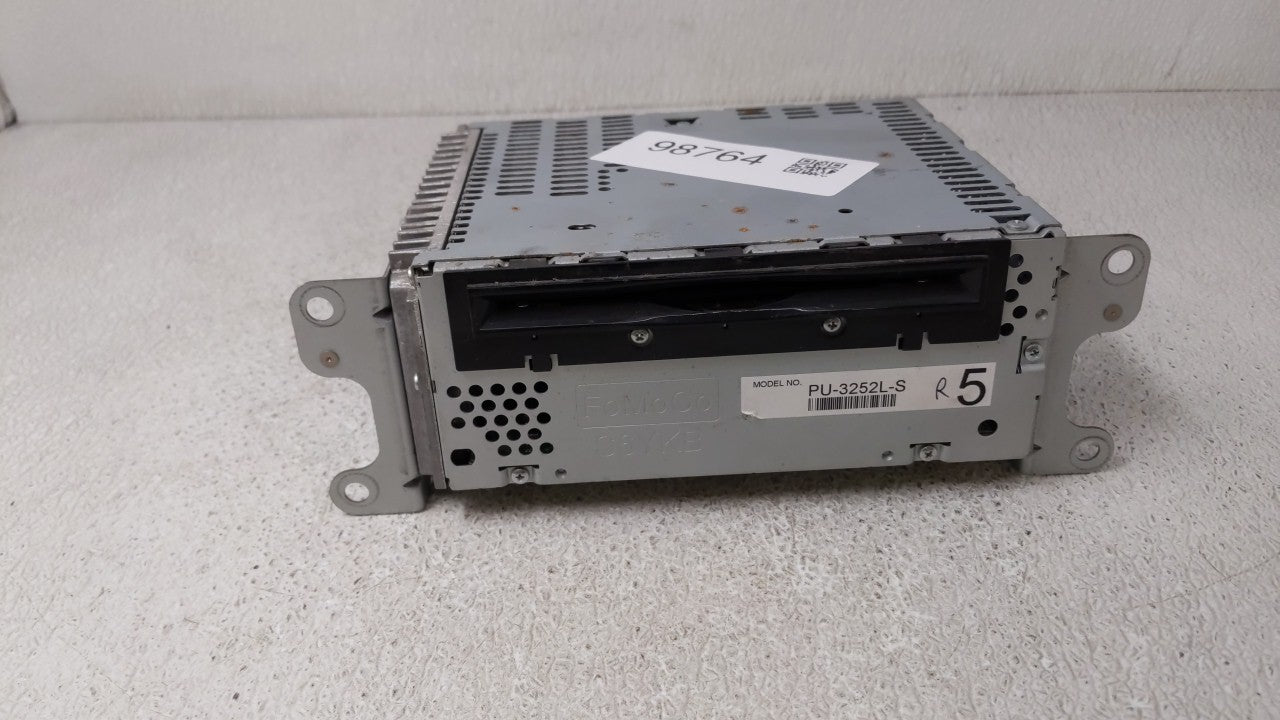 2011 Ford Explorer Radio AM FM Cd Player Receiver Replacement P/N:BB5T-19C107-BS BB5T-19C107-BS Fits OEM Used Auto Parts - O