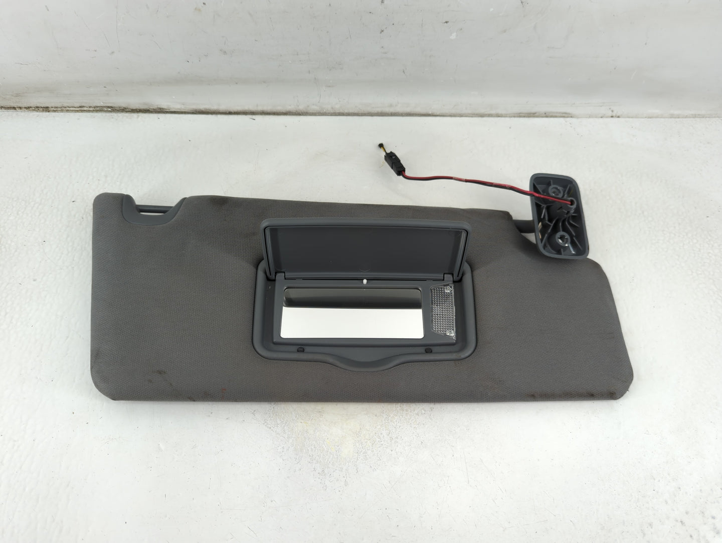 2010-2014 Ford F-150 Sun Visor Shade Replacement Passenger Right Mirror Fits Fits 2010 2011 2012 2013 2014 OEM Used Auto Par