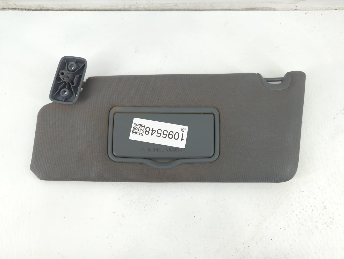 2011-2014 Ford F-150 Sun Visor Shade Replacement Driver Left Mirror Fits Fits 2011 2012 2013 2014 OEM Used Auto Parts - Oemu