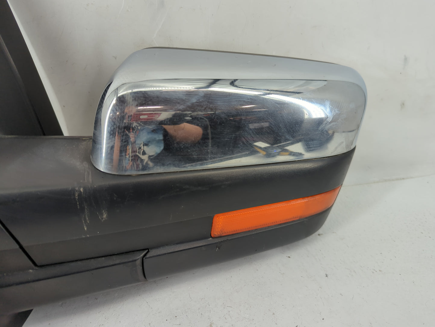 2011-2014 Ford F-150 Driver Side View Mirror - Left Door Mirror OEM Used - Oemusedautoparts1.com