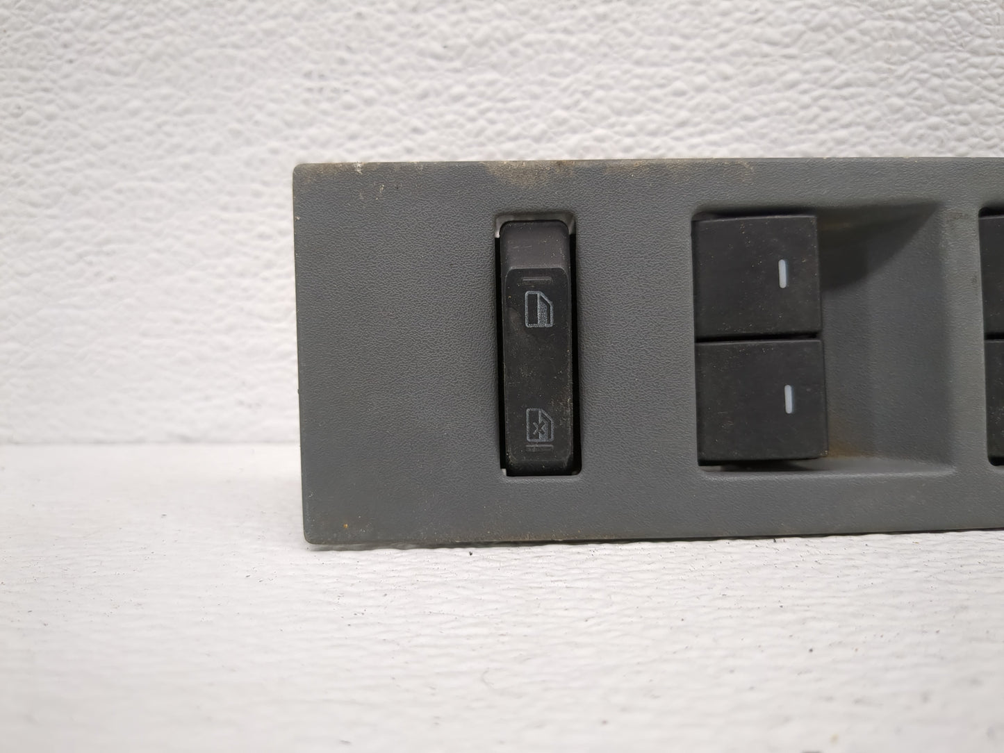 2010-2014 Ford F-150 Master Power Window Switch Replacement Driver Side Left P/N:BL3T-14540 28299309 Fits OEM Used Auto Part