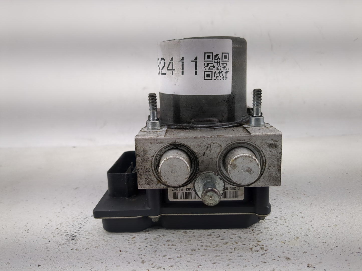 2011 Ford F-150 ABS Pump Control Module Replacement P/N:BL34-2C405-A Fits OEM Used Auto Parts - Oemusedautoparts1.com