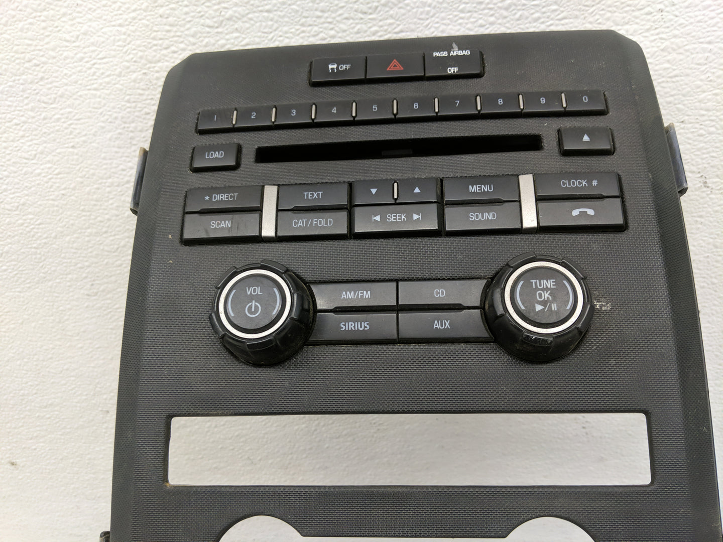 2011-2011 Ford F-150 Radio Control Panel - Oemusedautoparts1.com