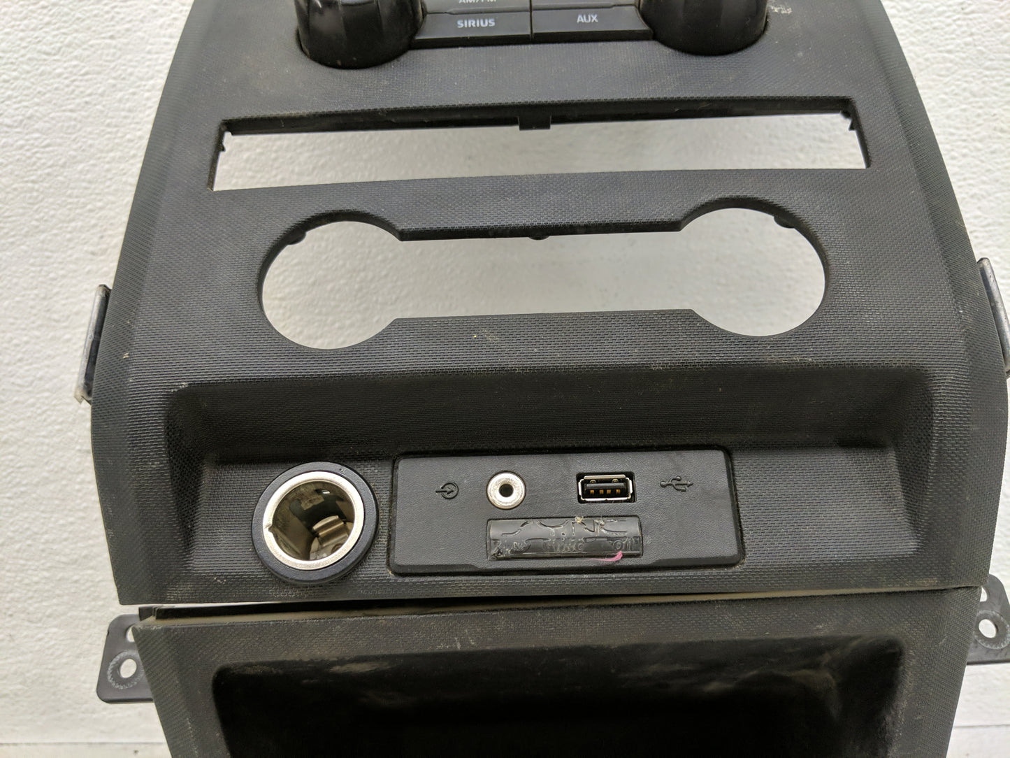 2011-2011 Ford F-150 Radio Control Panel - Oemusedautoparts1.com