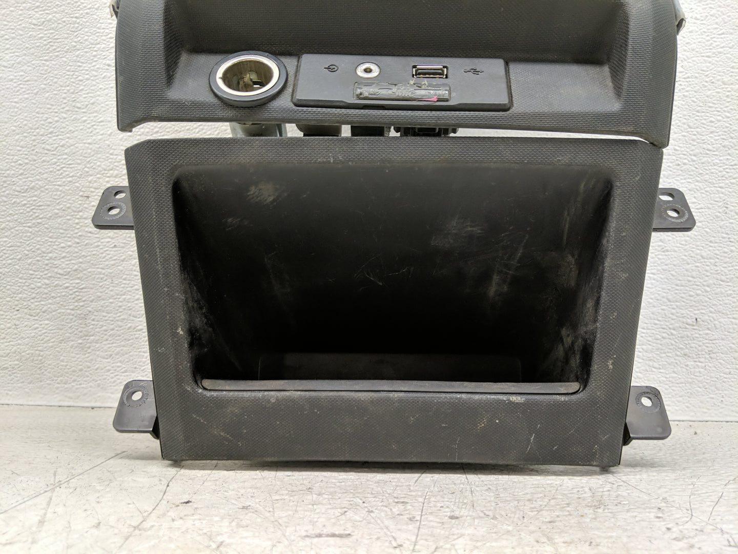 2011-2011 Ford F-150 Radio Control Panel - Oemusedautoparts1.com