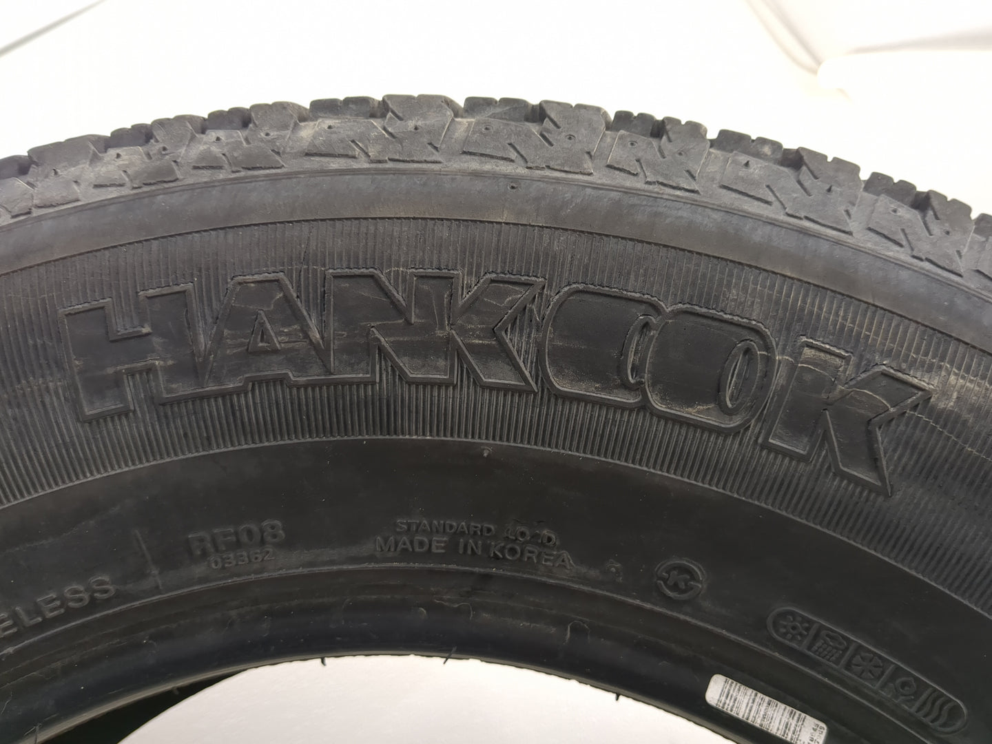 Used Tire P235/75R17 HANKOOK DYNAPRO AT 108S - Tread Depth 6.5/32 - Oemusedautoparts1.com