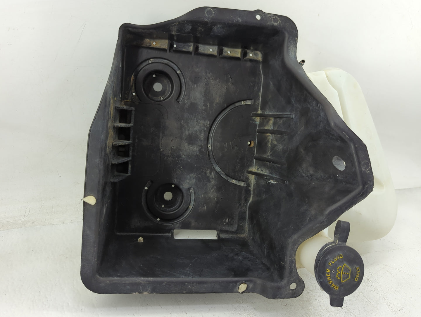 2009-2014 Ford F-150 Windshield Washer Fluid Reservoir Bottle Oem - Oemusedautoparts1.com