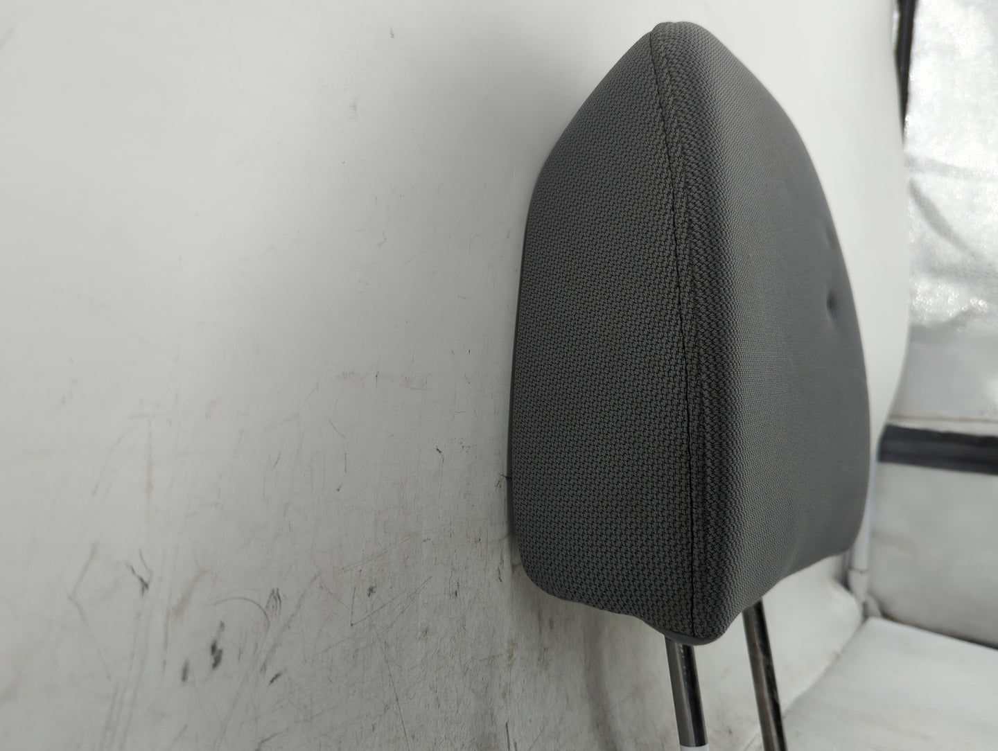 2011-2012 Ford F-150 Headrest Head Rest Rear Seat Fits Fits 2011 2012 OEM Used Auto Parts - Oemusedautoparts1.com