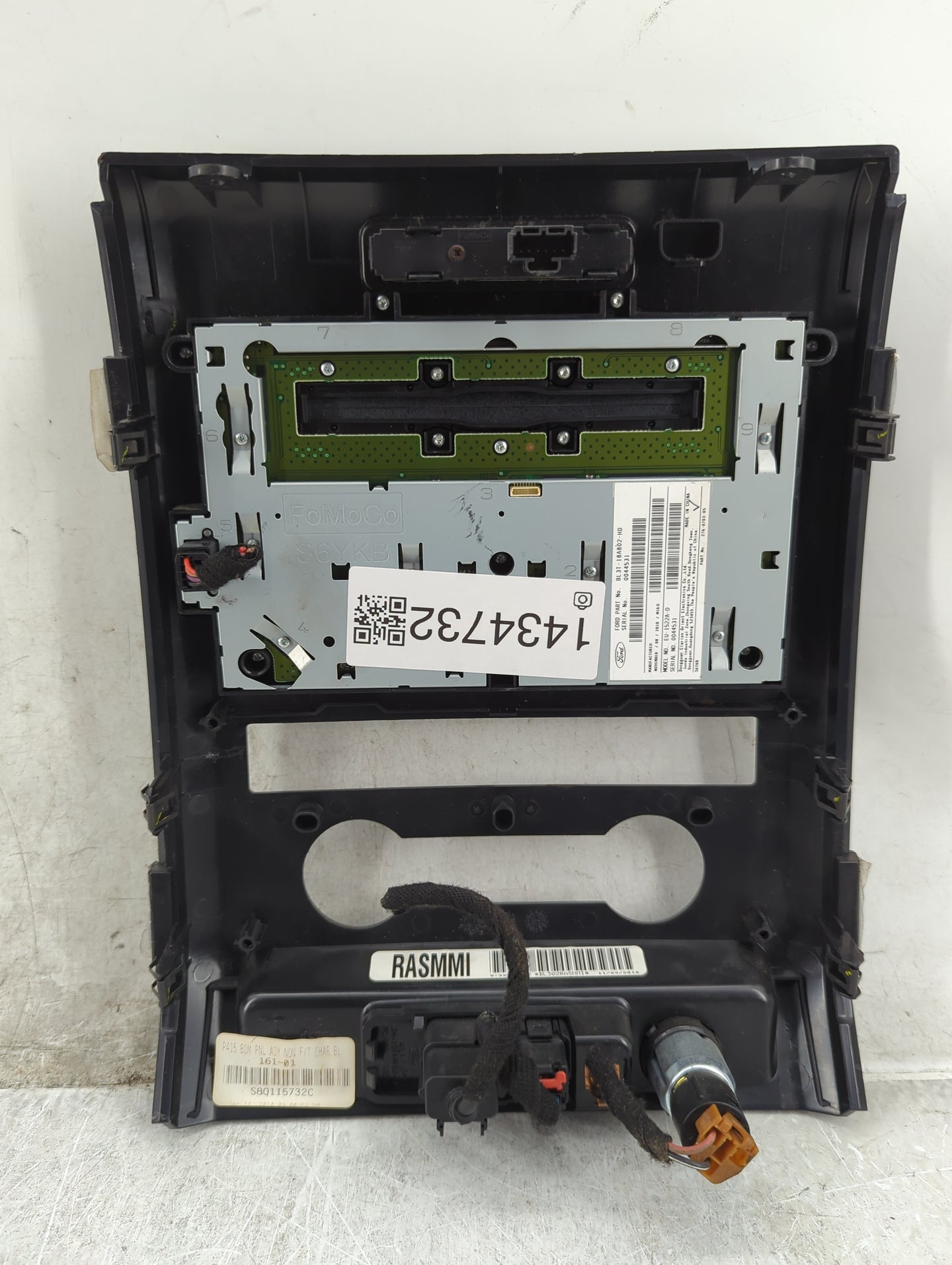 2011 Ford F-150 Radio AM FM Cd Player Receiver Replacement P/N:BL3T-18A802-HD EU-1522A-D Fits OEM Used Auto Parts - Oemuseda