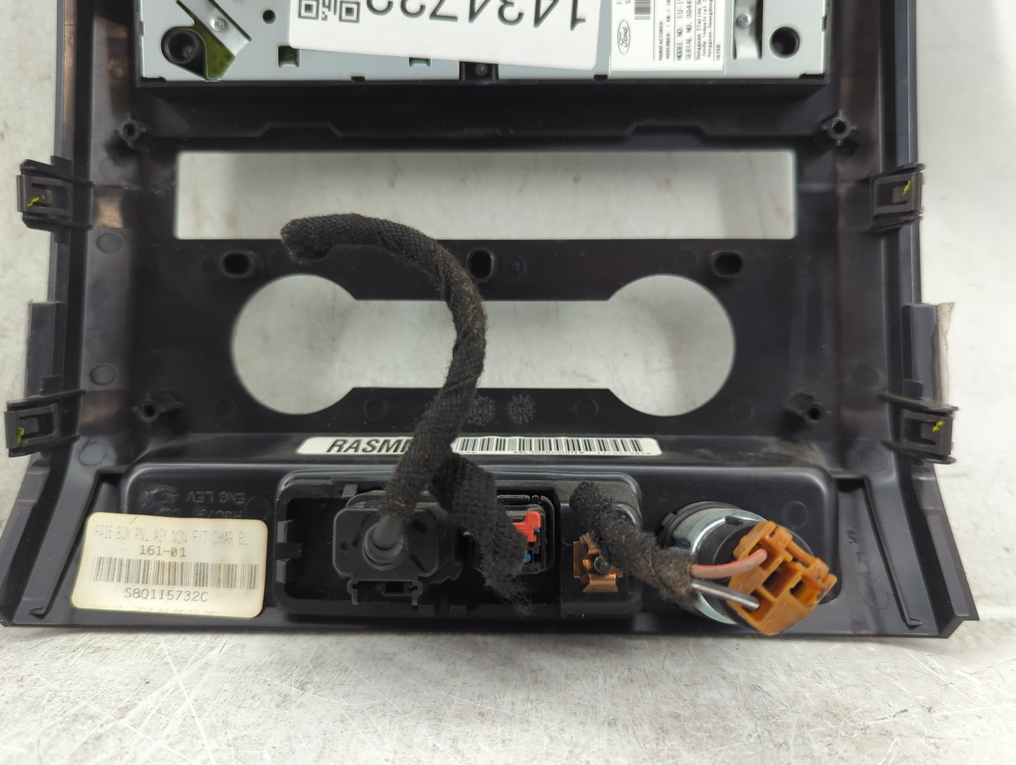 2011 Ford F-150 Radio AM FM Cd Player Receiver Replacement P/N:BL3T-18A802-HD EU-1522A-D Fits OEM Used Auto Parts - Oemuseda