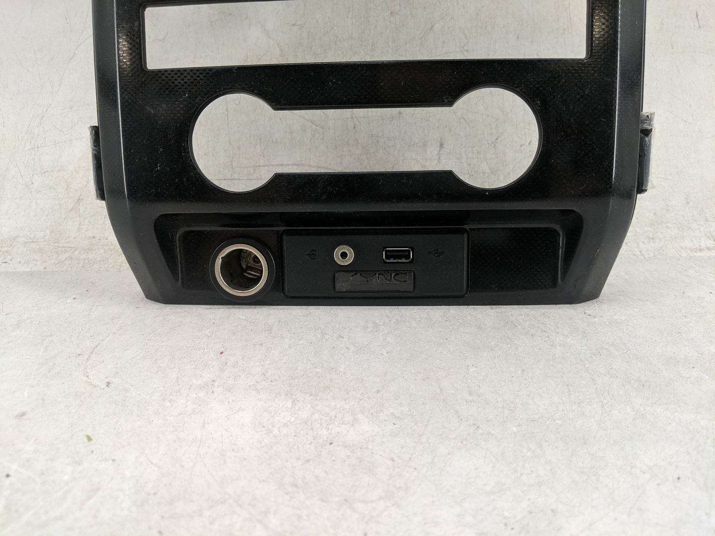 2011-2011 Ford F-150 Radio Control Panel Black - Oemusedautoparts1.com