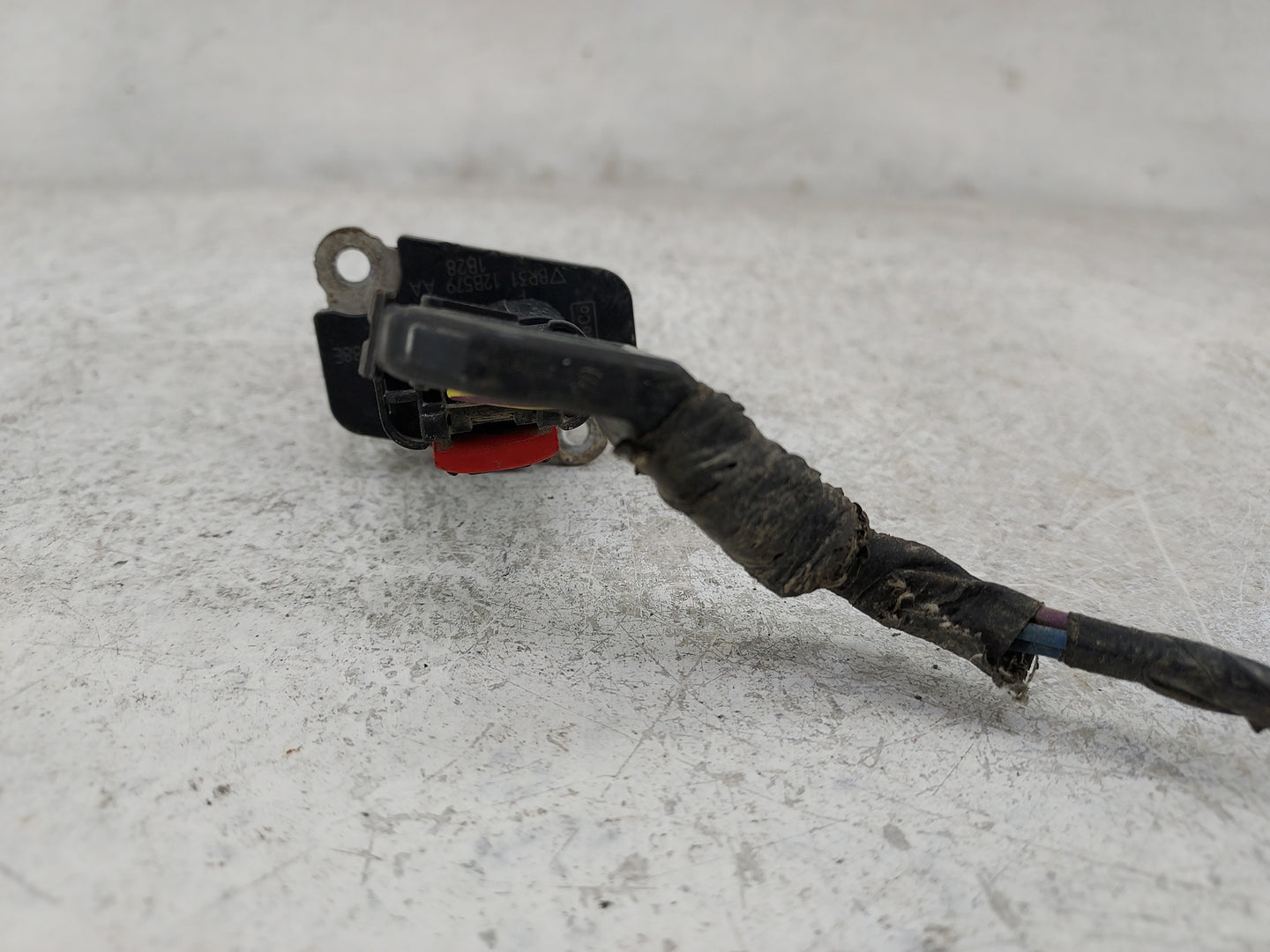 2010-2020 Ford F-150 Mass Air Flow Meter Maf 1486387 - Oemusedautoparts1.com