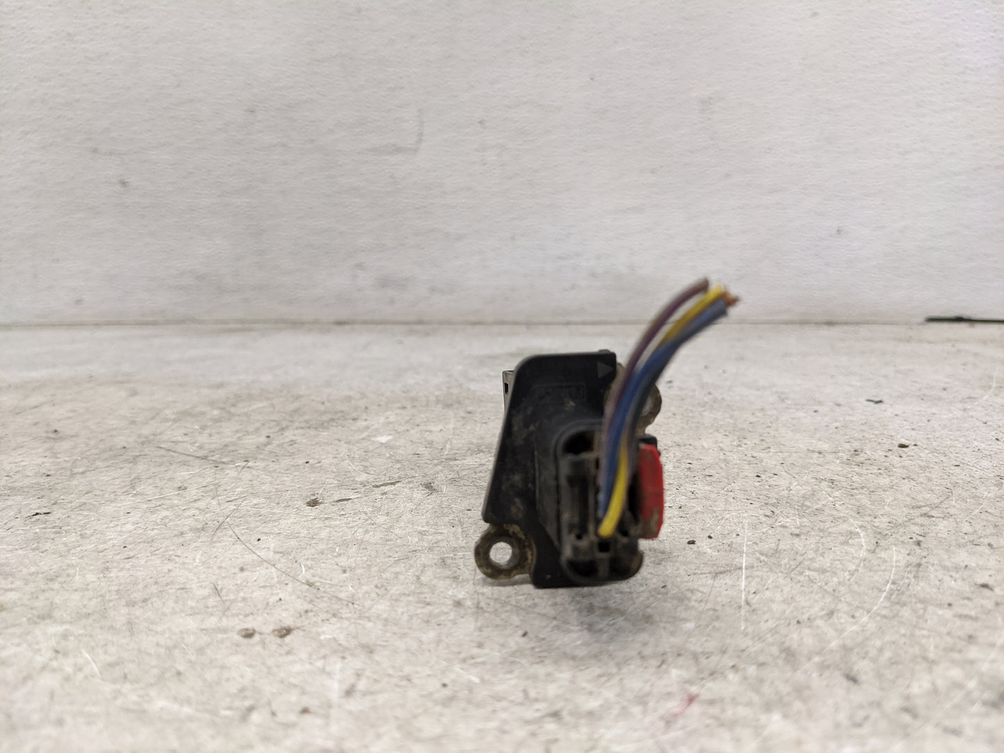 2010-2020 Ford F-150 Mass Air Flow Meter Maf 1487465 - Oemusedautoparts1.com