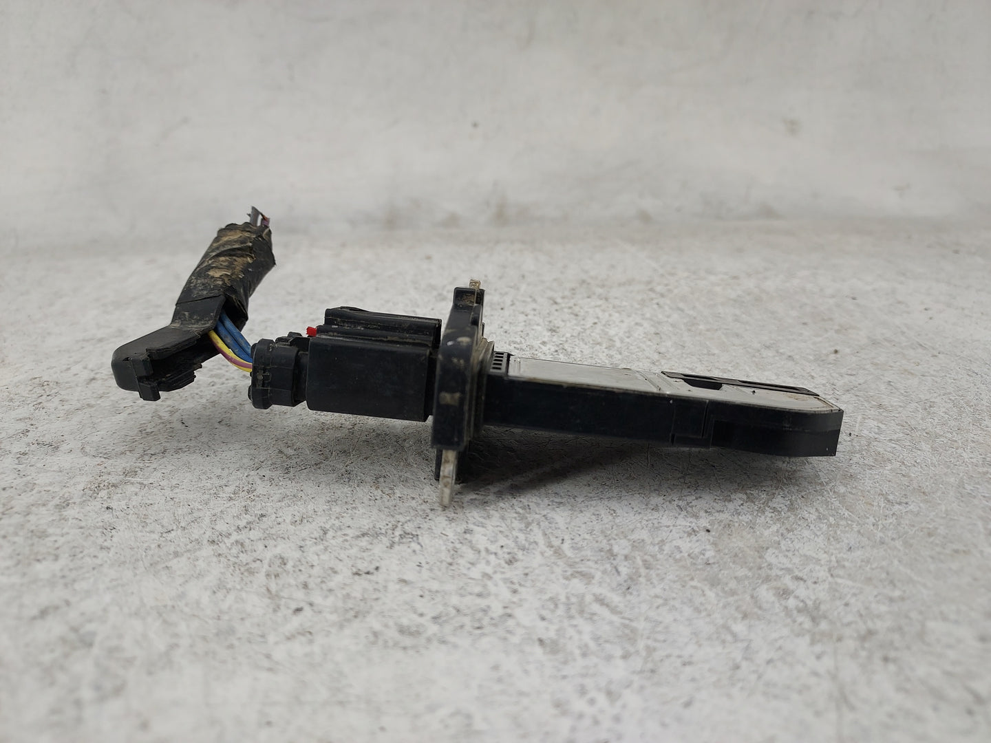 2010-2020 Ford F-150 Mass Air Flow Meter Maf 1487975 - Oemusedautoparts1.com