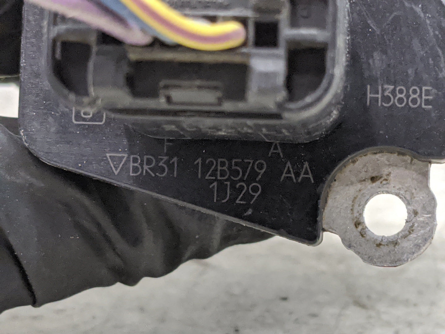 2010-2020 Ford F-150 Mass Air Flow Meter Maf 1489708 - Oemusedautoparts1.com