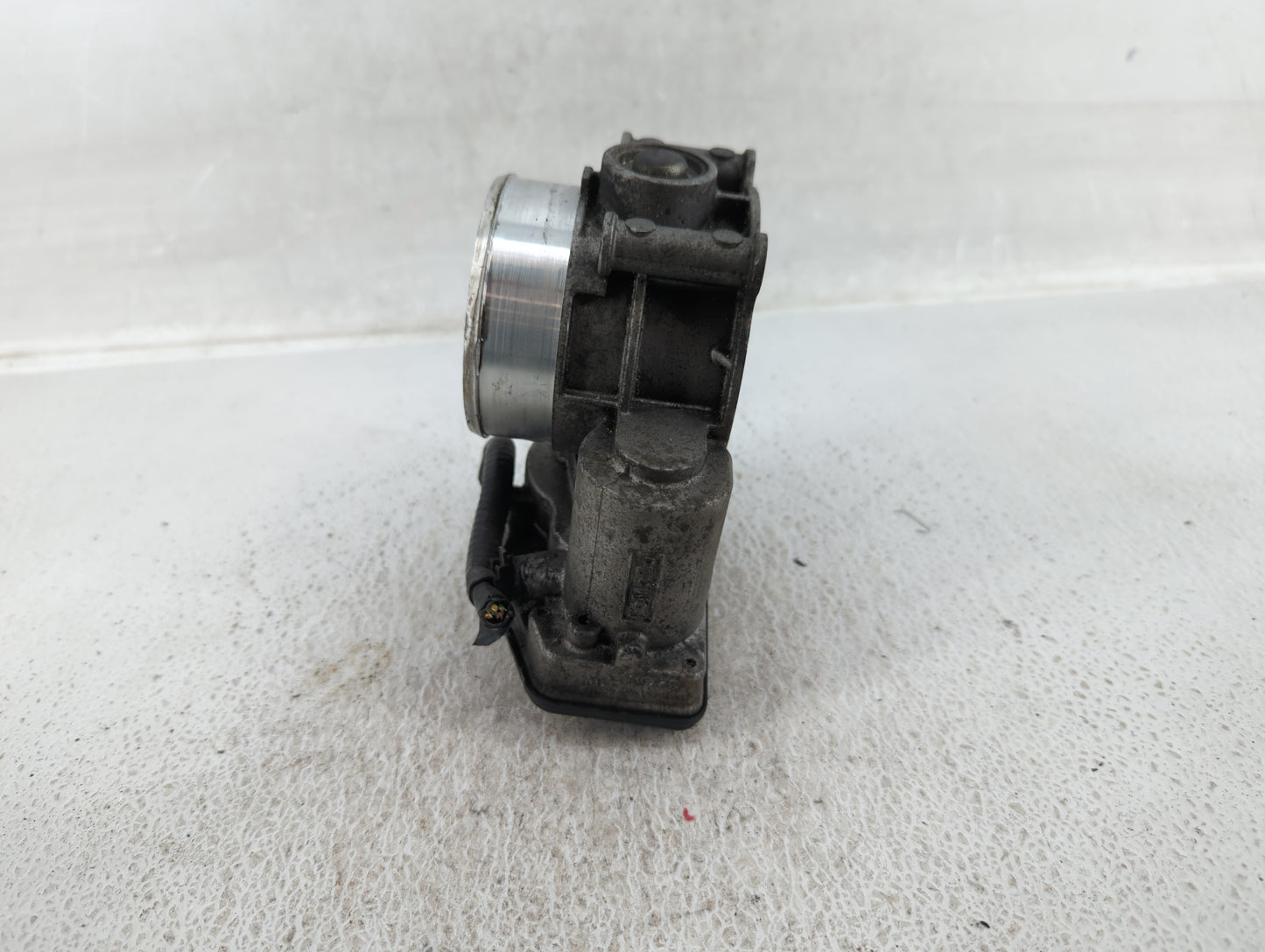 2011-2016 Ford F-150 Throttle Body P/N:BL8E-AA Fits Fits 2011 2012 2013 2014 2015 2016 2017 2018 2019 OEM Used Auto Parts - 