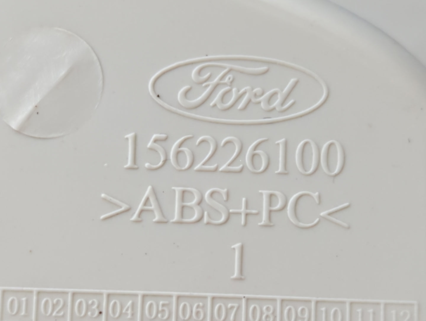 2009-2014 Ford F-150 Center Floor Console P/N:9L34-13D776-B Fits Fits 2009 2010 2011 2012 2013 2014 OEM Used Auto Parts - Oe