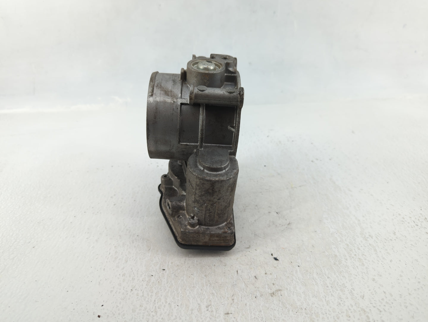 2011-2017 Ford F-150 Throttle Body P/N:AT4E-EC Fits Fits 2011 2012 2013 2014 2015 2016 2017 2018 2019 OEM Used Auto Parts - 