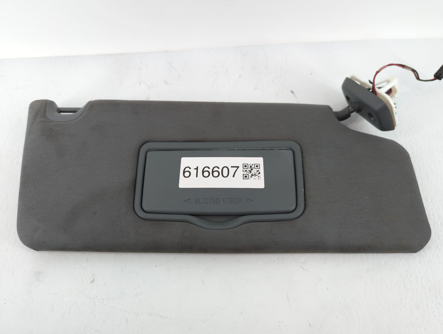 2010-2014 Ford F-150 Sun Visor Shade Replacement Passenger Right Mirror Fits Fits 2010 2011 2012 2013 2014 OEM Used Auto Par