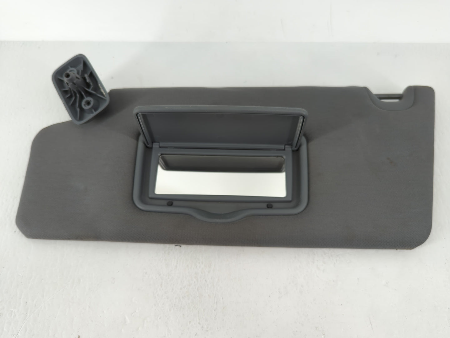 2011-2014 Ford F-150 Sun Visor Shade Replacement Driver Left Mirror Fits Fits 2011 2012 2013 2014 OEM Used Auto Parts - Oemu