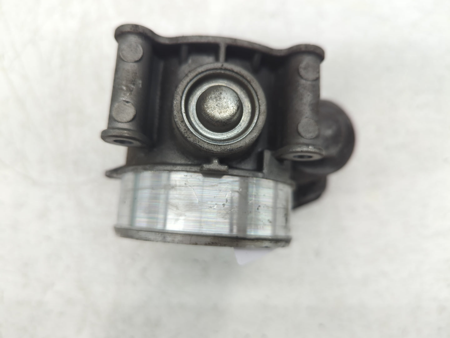 2011-2016 Ford F-150 Throttle Body P/N:11038 4003649 Fits Fits 2011 2012 2013 2014 2015 2016 2017 2018 2019 OEM Used Auto Pa