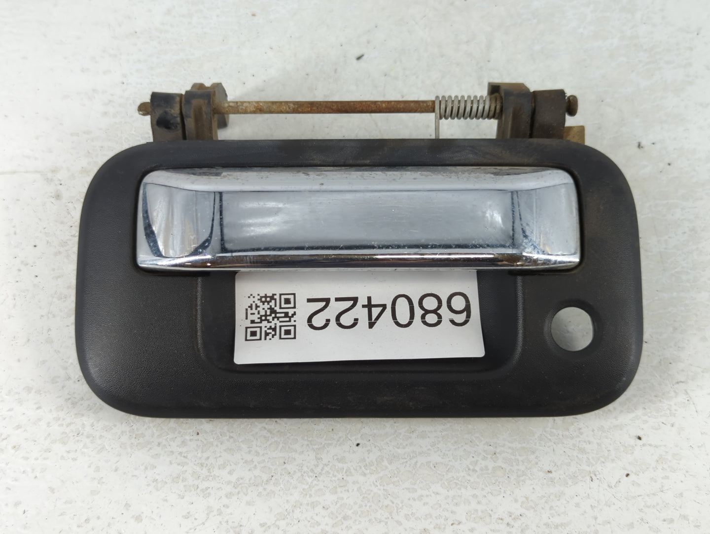 Ford F-150 Driver Front Left Door Handle Exterior Assembly Black - Oemusedautoparts1.com