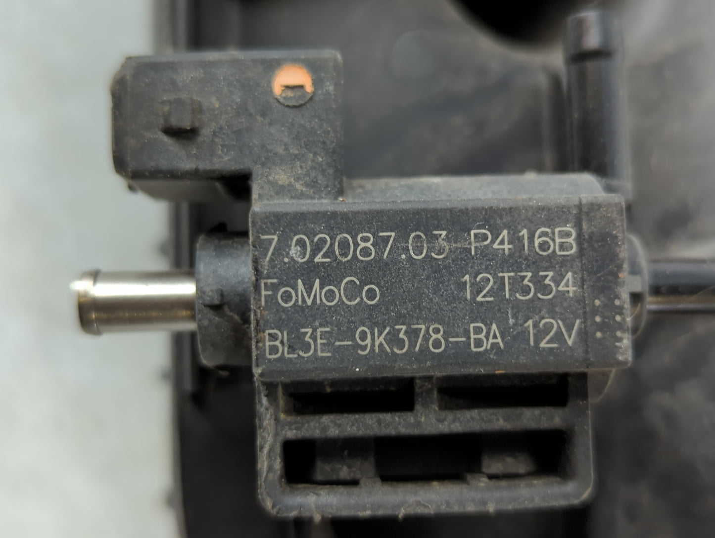 2011-2012 Ford F-150 Air Intake Manifold P/N:BL3E-9K378-BA Fits Fits 2011 2012 OEM Used Auto Parts - Oemusedautoparts1.com