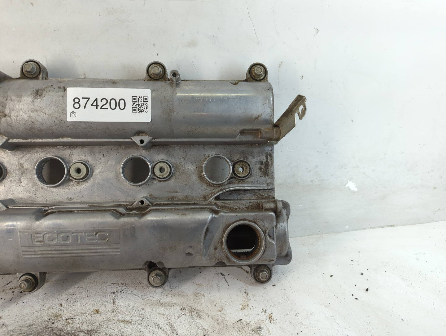 2011 Ford F-150 Driver Left Cylinder Head Valve Cover Fits OEM Used Auto Parts - Oemusedautoparts1.com