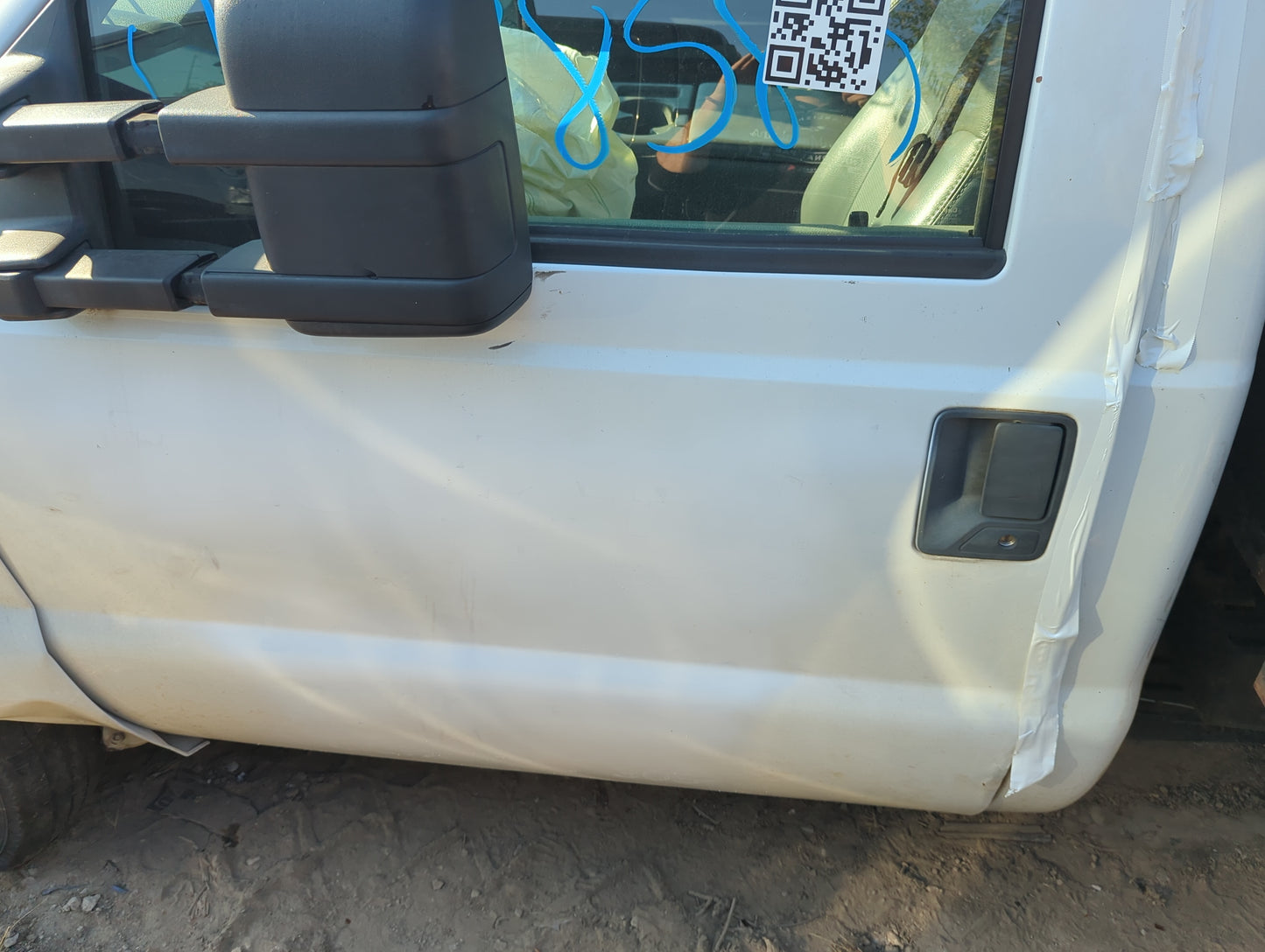 2008-2012 Ford F-350 Super Duty Driver Front Door Oem - Oemusedautoparts1.com