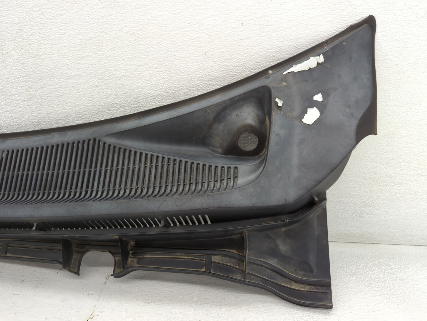 2011-2016 Ford F-350 Super Duty Front Grille Bumper Not Included - Oemusedautoparts1.com