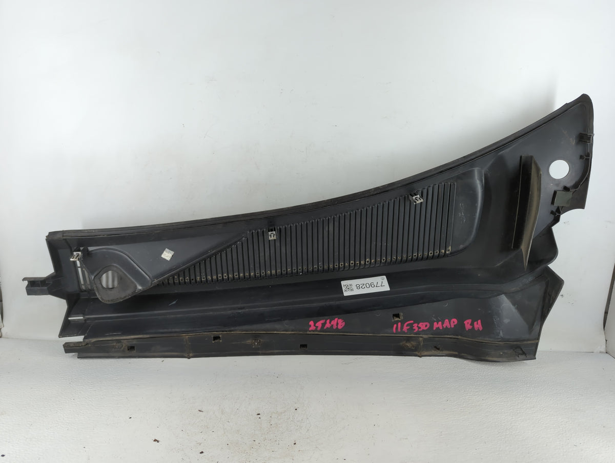 2011 Ford F-350 Super Duty Windshield Cowl Vent Panel - Oemusedautoparts1.com