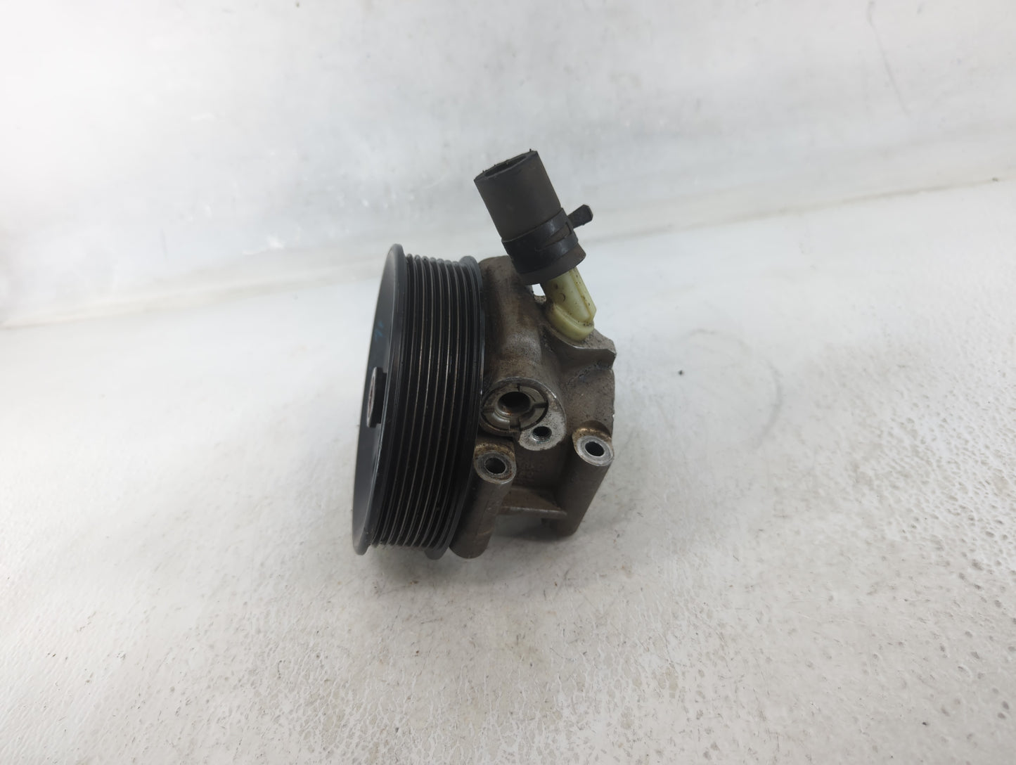 Ford F-550 Super Duty Power Steering Column Pump Oem - Oemusedautoparts1.com