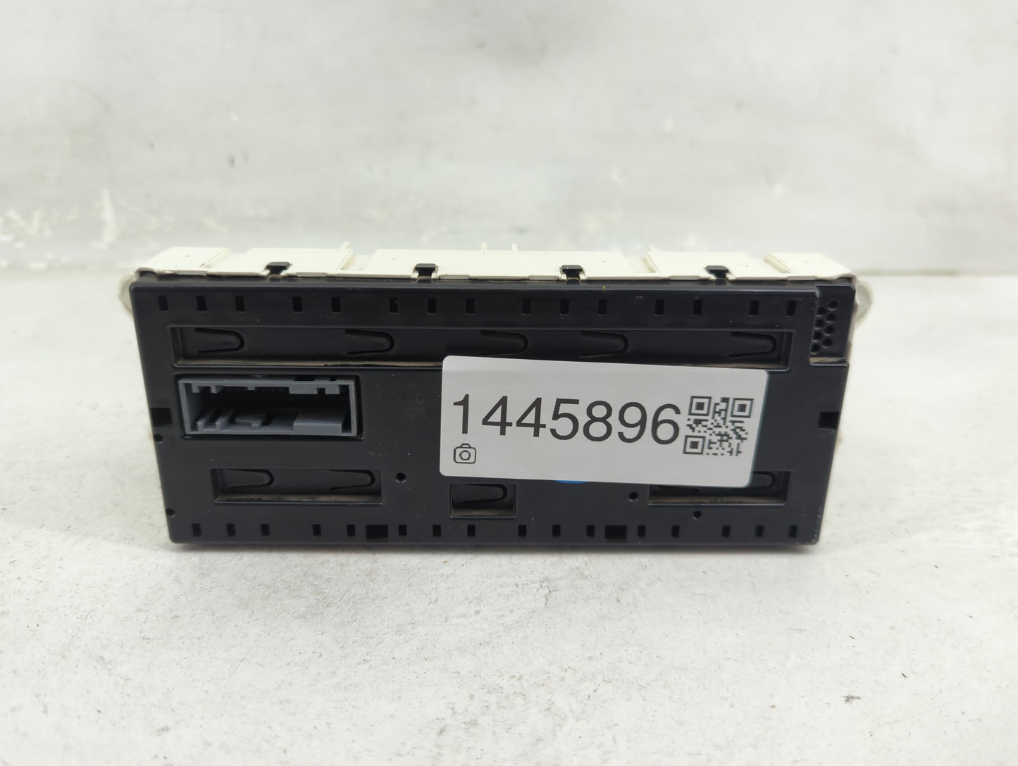 2011 Ford F250sd Climate Control Module Temperature AC/Heater Replacement P/N:BC3T-19980-BH Fits Fits 2012 2013 2014 2015 20
