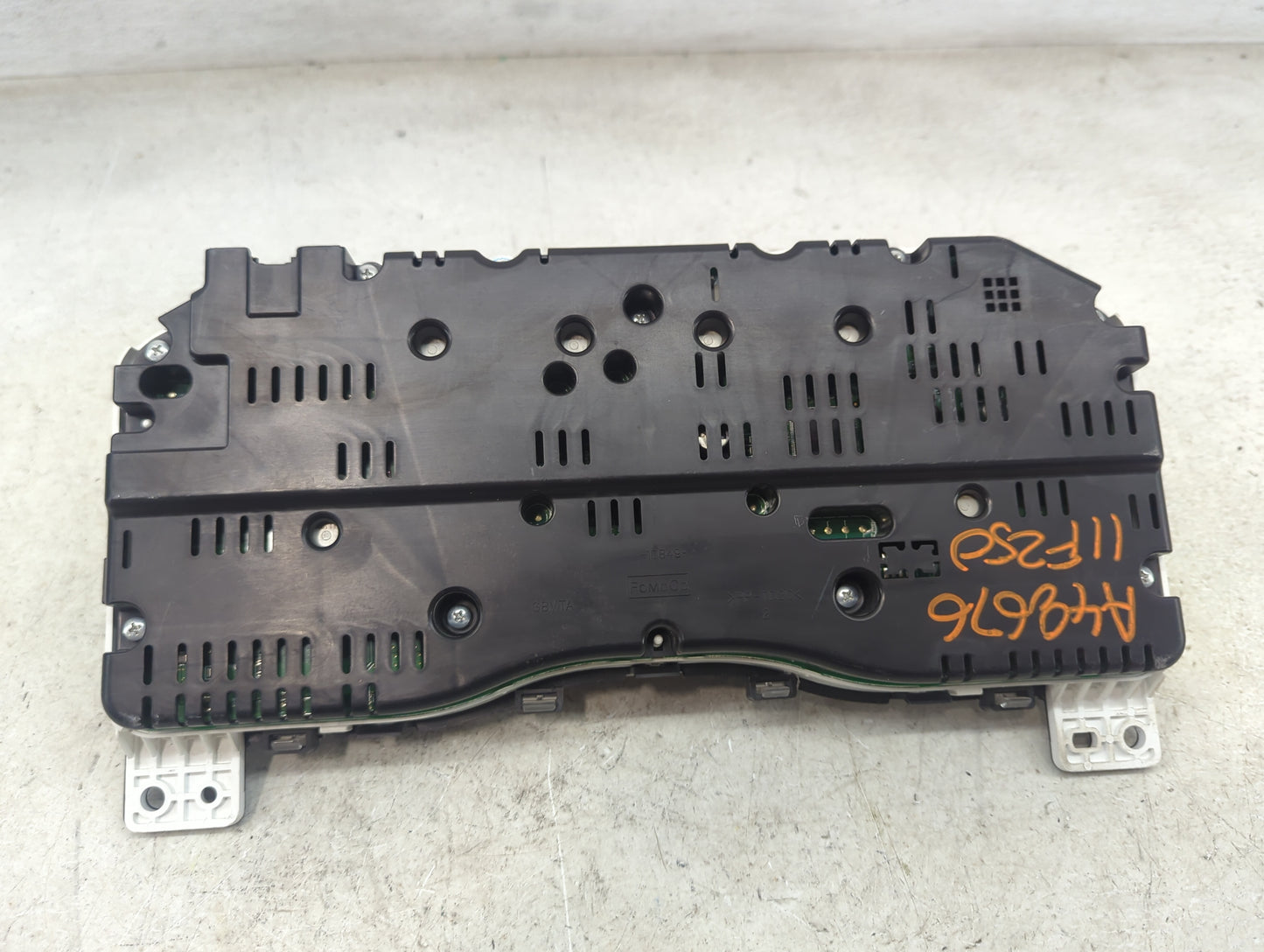 2011 Ford F250sd Instrument Cluster Speedometer Gauges P/N:BC3T-10849-AJ MX15-17550-0823 Miles:131K Fits OEM Used Auto Parts