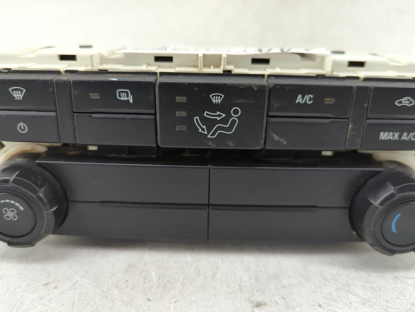 2011 Ford F250sd Pickup Climate Control Module Temperature AC/Heater Replacement P/N:EWTCA18C612 Fits OEM Used Auto Parts - 