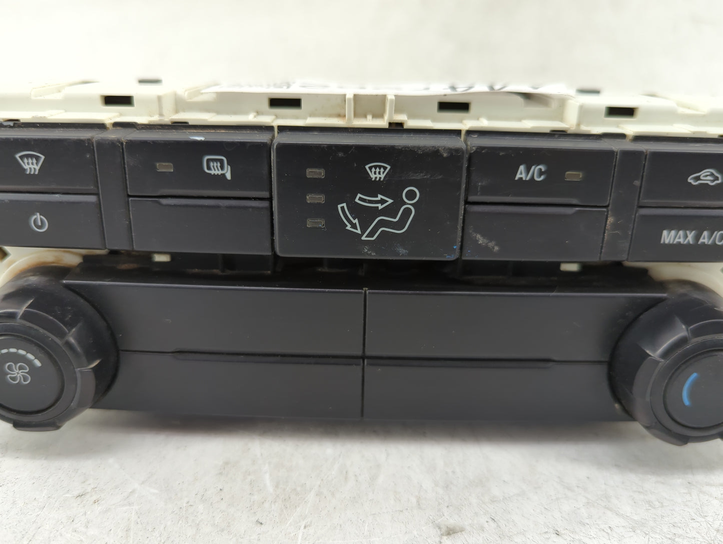 2011 Ford F250sd Pickup Climate Control Module Temperature AC/Heater Replacement P/N:EWTCA18C612 Fits OEM Used Auto Parts - 