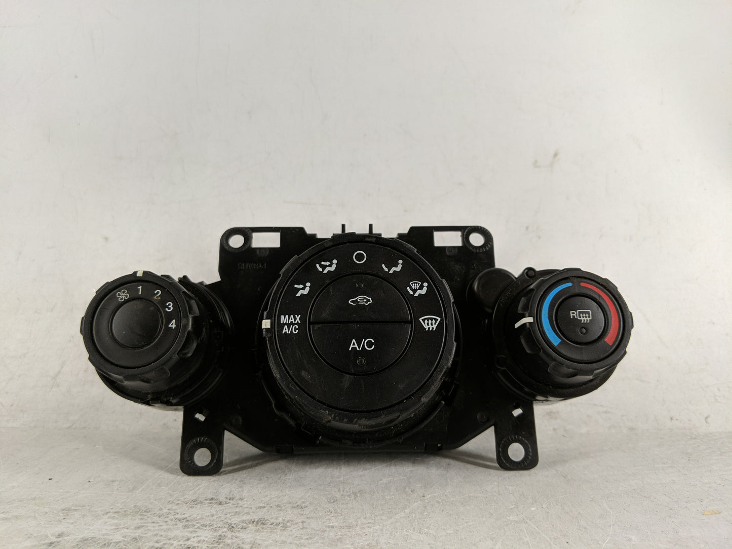 2011-2013 Ford Fiesta Climate Control Module Temperature AC/Heater Replacement P/N:AE83 19980 AE Fits Fits 2011 2012 2013 OE