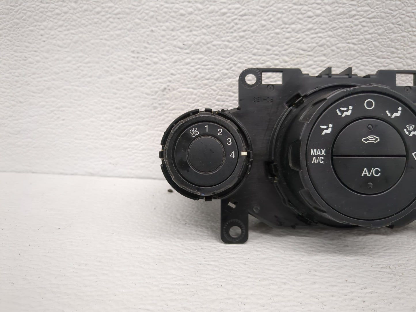 2011-2013 Ford Fiesta Climate Control Module Temperature AC/Heater Replacement P/N:AE83 19980 AE Fits Fits 2011 2012 2013 OE