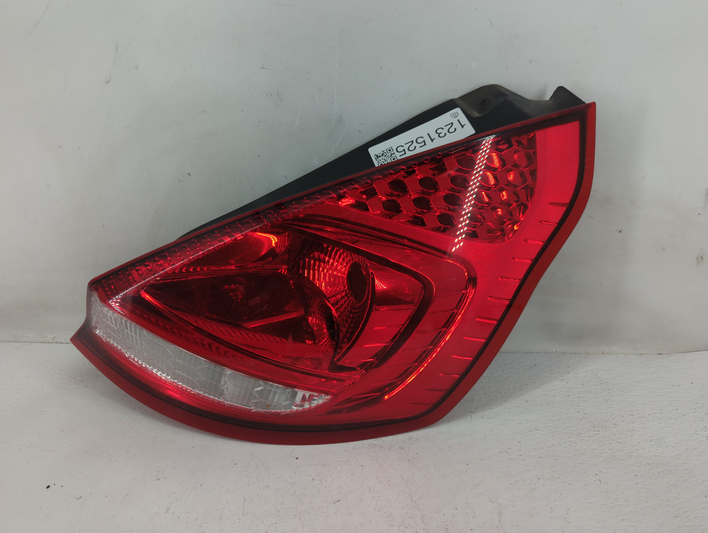2011-2013 Ford Fiesta Tail Light Assembly Passenger Right OEM P/N:AE83-13B504-BG Fits Fits 2011 2012 2013 OEM Used Auto Part