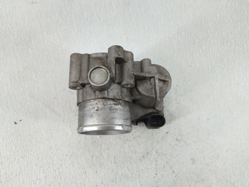 2011-2014 Ford Fiesta Throttle Body P/N:280 750 475 Fits Fits 2011 2012 2013 2014 OEM Used Auto Parts