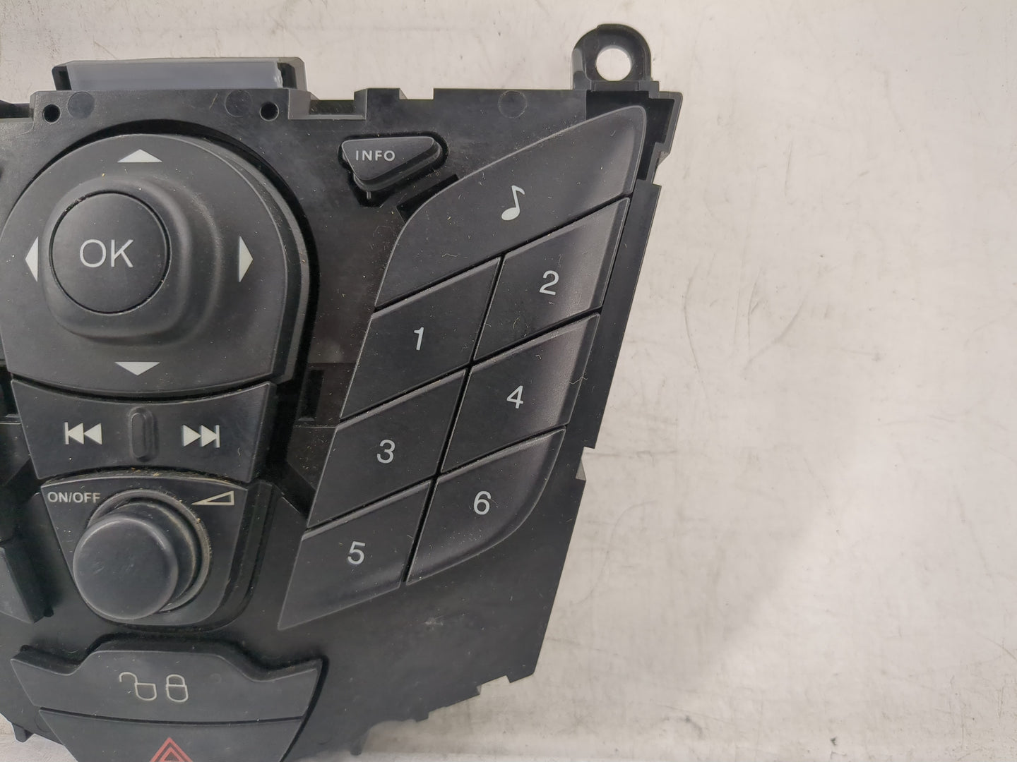 2011-2013 Ford Fiesta Radio AM FM Cd Player Receiver Replacement P/N:AE83-5404302-A Fits Fits 2011 2012 2013 OEM Used Auto P