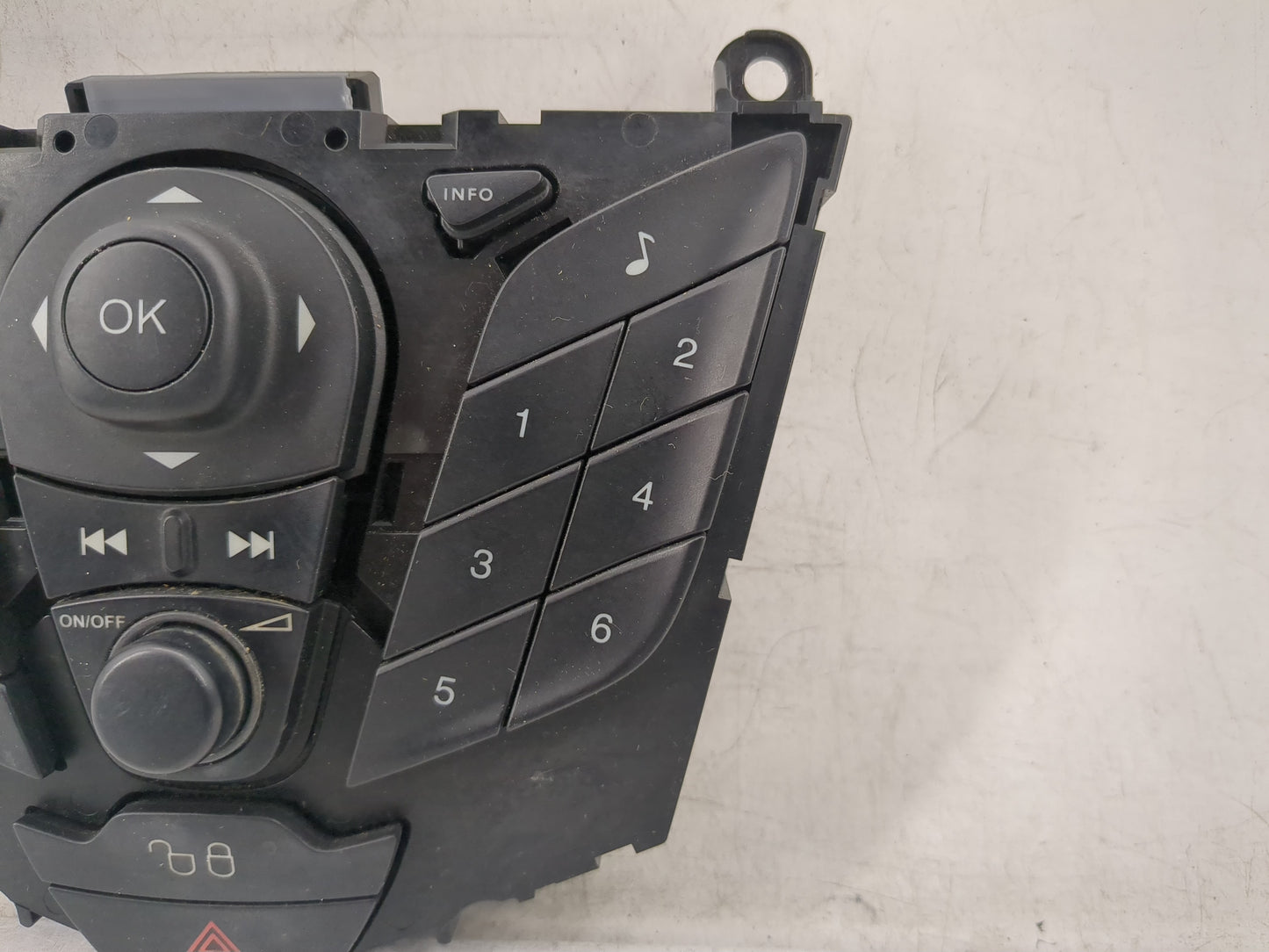 2011-2013 Ford Fiesta Radio AM FM Cd Player Receiver Replacement P/N:AE83-5404302-A Fits Fits 2011 2012 2013 OEM Used Auto P