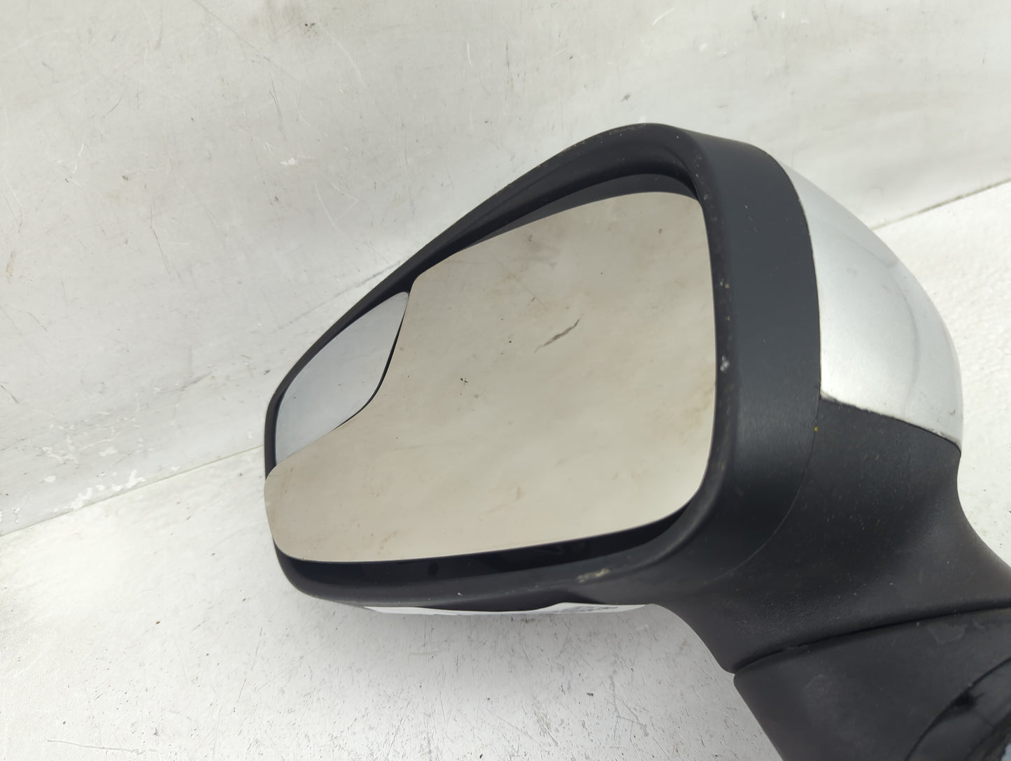 2011-2019 Ford Fiesta Side Mirror Replacement Driver Left View Door Mirror P/N:AE83-17683-D AE83-17683-C Fits OEM Used Auto 