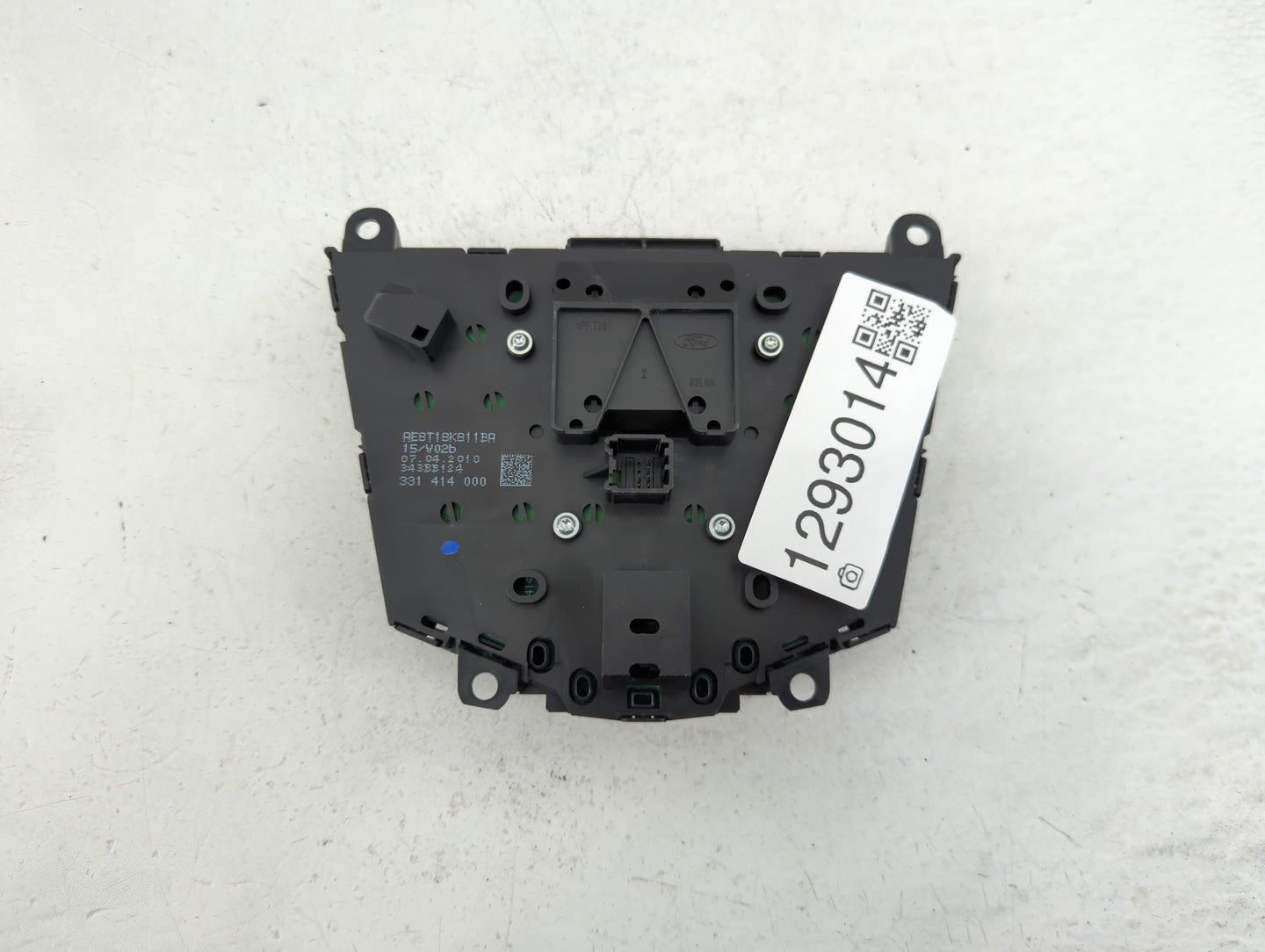 2011-2013 Ford Fiesta Radio Control Panel - Oemusedautoparts1.com