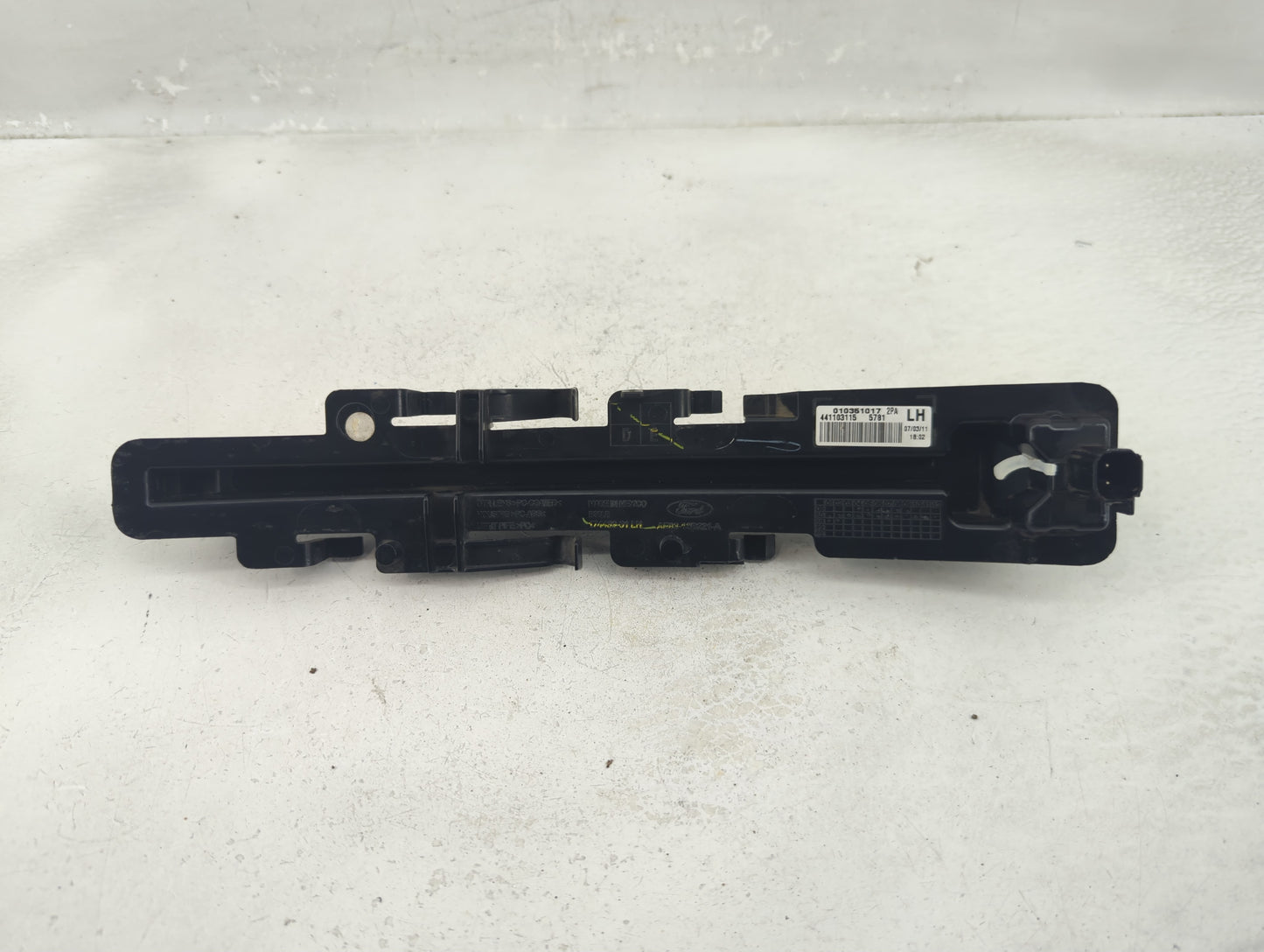 2011-2013 Ford Fiesta Driver Left Oem Front Light Lamp - Oemusedautoparts1.com