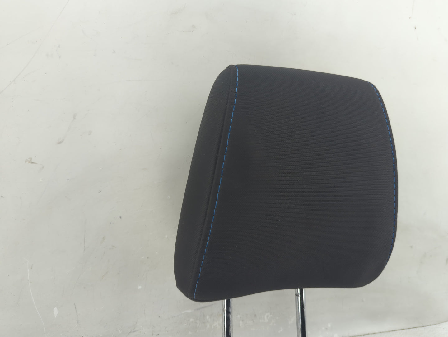 2011 Ford Fiesta Headrest Head Rest Rear Seat Fits OEM Used Auto Parts - Oemusedautoparts1.com
