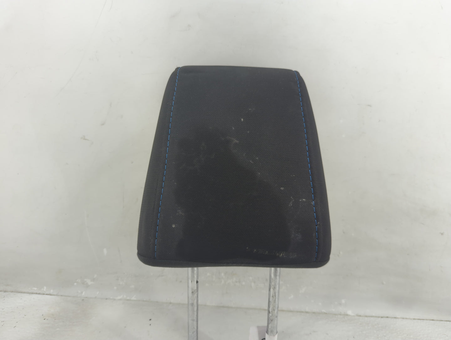 2011 Ford Fiesta Headrest Head Rest Rear Seat Fits OEM Used Auto Parts - Oemusedautoparts1.com