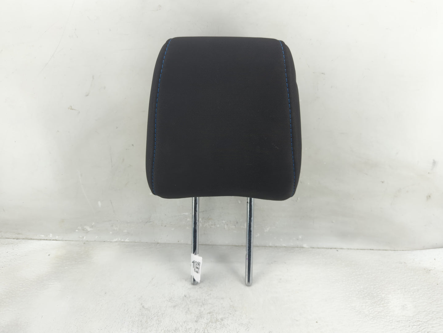 2011 Ford Fiesta Headrest Head Rest Rear Center Seat Fits OEM Used Auto Parts - Oemusedautoparts1.com